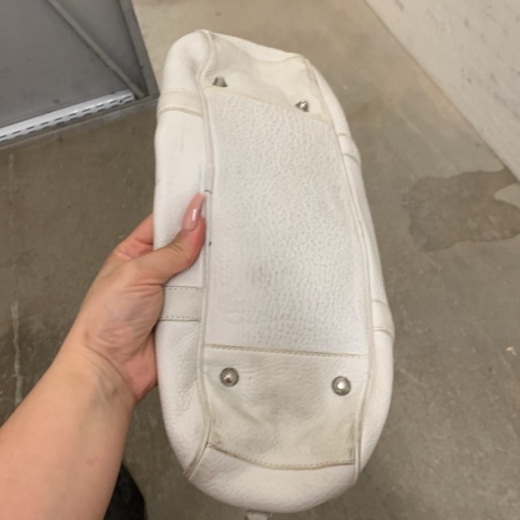 Vintage Danier y2k east west White Leather Handbag - Picture 2 of 3